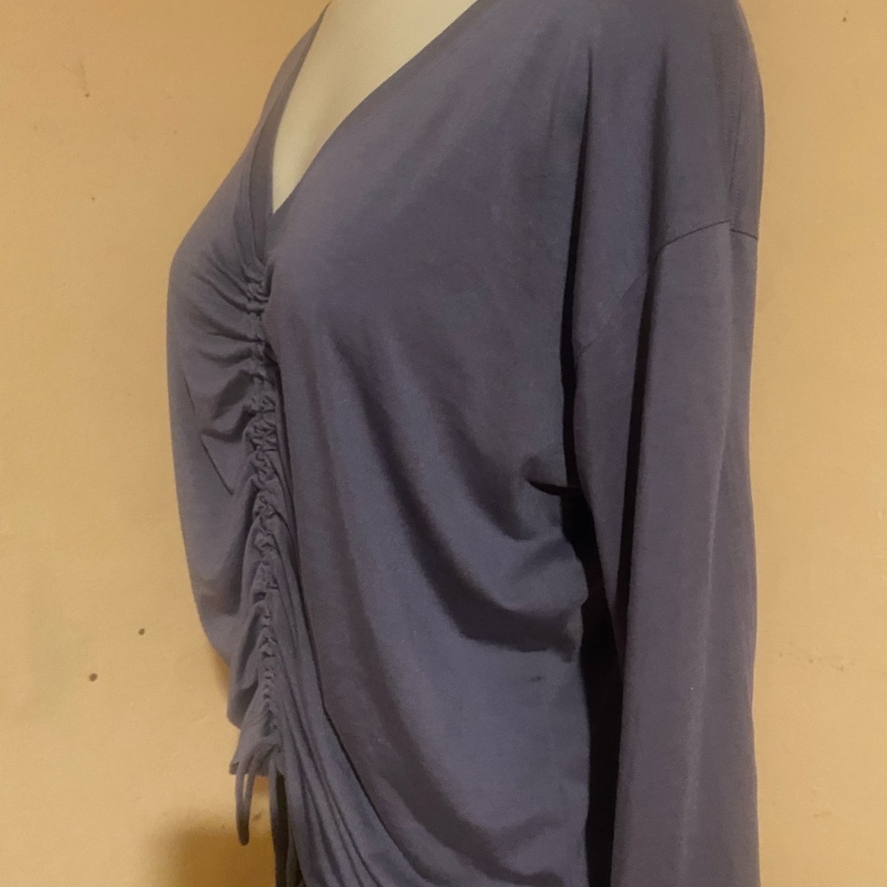 NWOT Athleta Gray Crossover Ruched Top - Picture 7 of 14